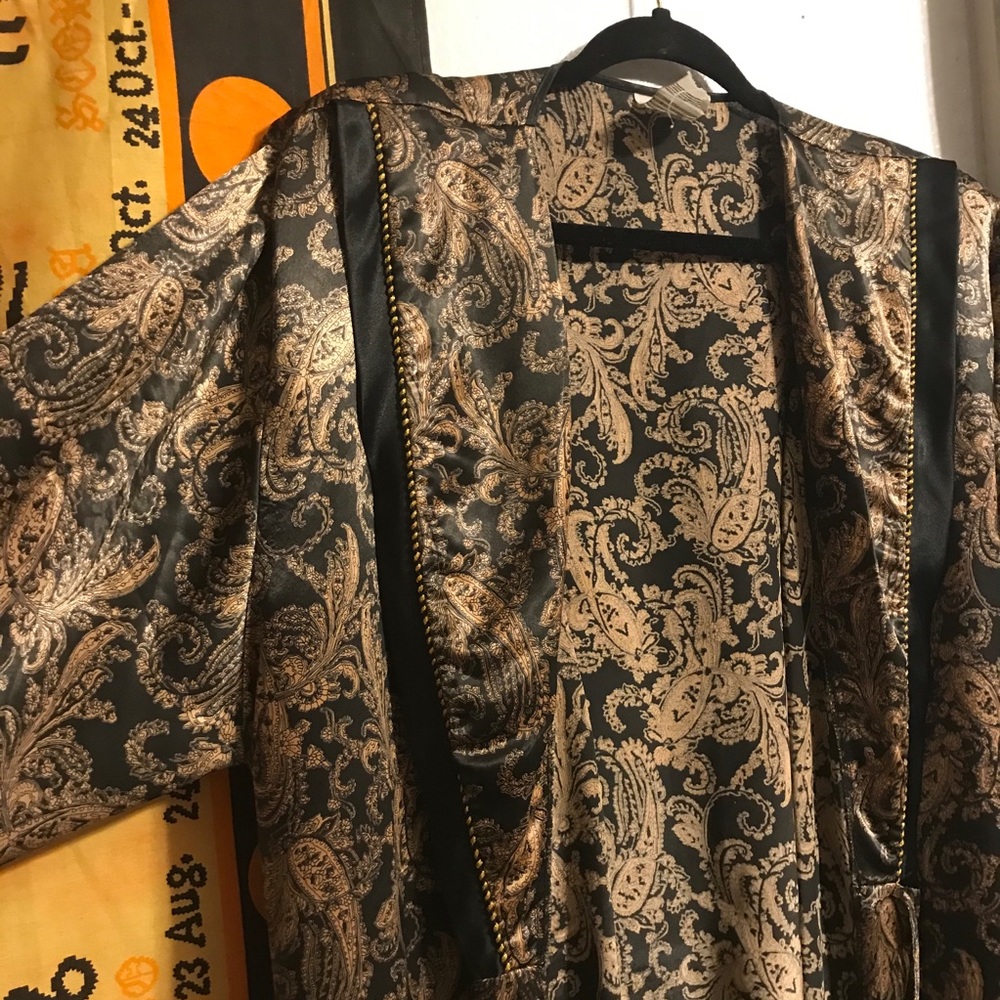 Vintage Intimate Robe - Picture 4 of 5